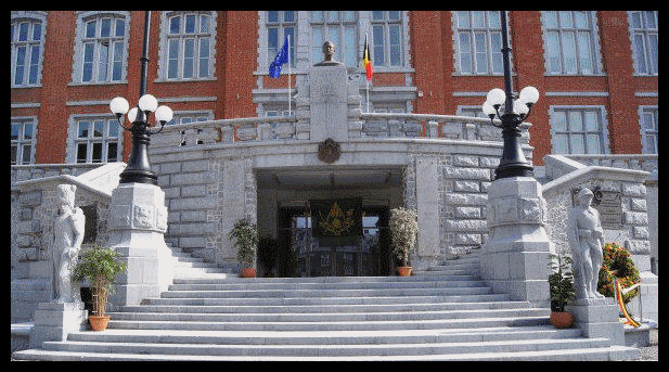 MonumentGrenadiers.gif